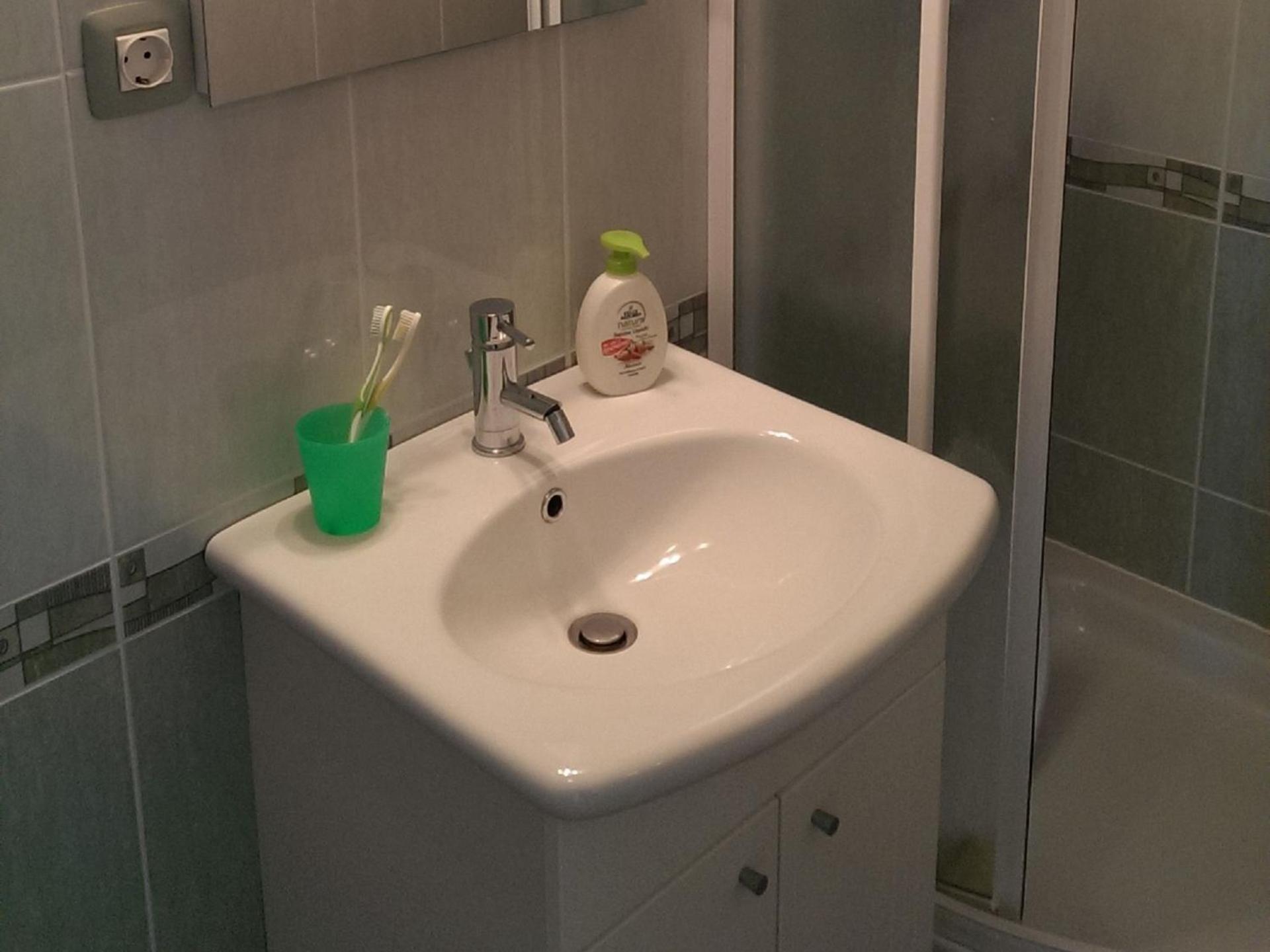 Apartments Marietta - Sea View 르티나 외부 사진